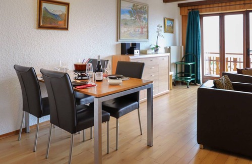 Ollon Villa | 70 m² Villa ∙ 2 bedrooms ∙ 4 guests