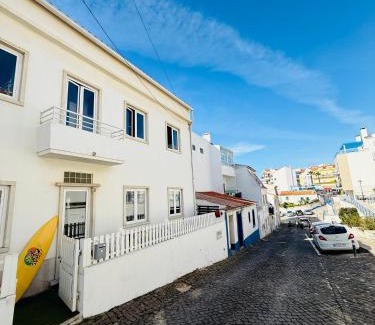 Ericeira Hostel | 70's Hostel