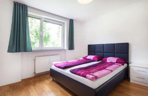 Bezigrad District Apartment | 70 square m with balcony+parking+AC
