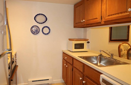 Chautauqua Condo | 71 m² Condo ∙ 2 bedrooms ∙ 6 guests
