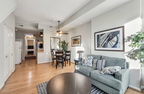 Soulard Hotel | 715a - Settle into Soulard! 4 beds 2 full baths