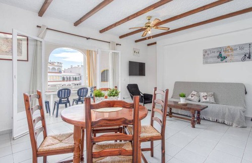Empuriabrava Apartment | 72 m² Apartment ∙ 2 bedrooms ∙ 4 guests