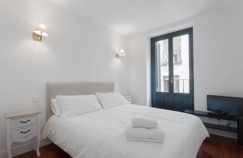 Malasana Apartment | 72 m² Apartment ∙ 1 bedroom ∙ 4 guests