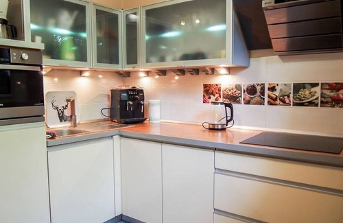 Krzyki Apartment | 72 m² Apartment ∙ 2 bedrooms ∙ 4 guests