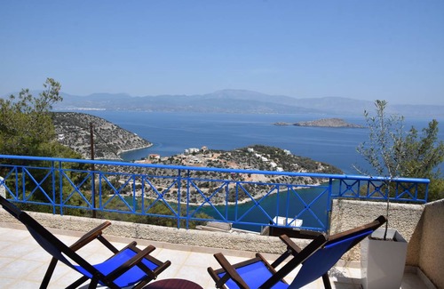 Katakali House | 72 m² House ∙ 2 bedrooms ∙ 4 guests