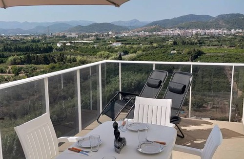 Oliva Apartment | 73 m² Apartment ∙ 2 bedrooms ∙ 4 guests