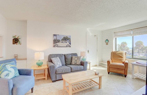 St. Pete Beach Condo | 73 m² Condo ∙ 2 bedrooms ∙ 4 guests
