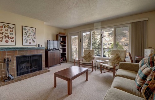 Dillon Condo | 73 m² Condo ∙ 2 bedrooms ∙ 4 guests