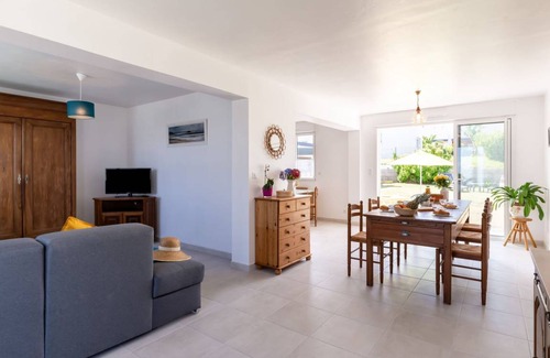 Matignon House | 74 m² House ∙ 1 bedroom ∙ 4 guests