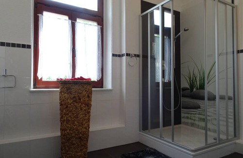 Niederpoyritz Apartment | 75 m² Apartment ∙ 2 bedrooms ∙ 6 guests