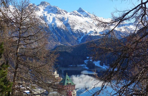 St. Moritz Apartment | 75 m² Apartment ∙ 2 bedrooms ∙ 4 guests