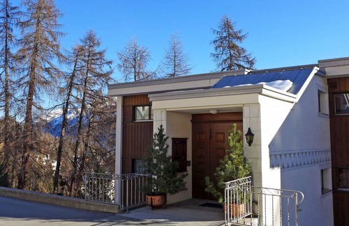 St. Moritz Apartment | 75 m² Apartment ∙ 2 bedrooms ∙ 4 guests