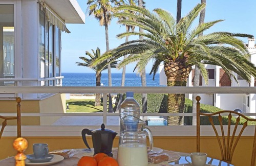Molinell Apartment | 75 m² Apartment ∙ 2 bedrooms ∙ 6 guests