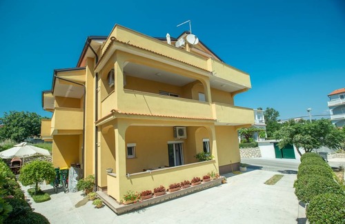 Lopar Apartment | 75 m² Apartment ∙ 2 bedrooms ∙ 6 guests