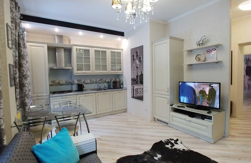 Besarabka Apartment | 75 m² Apartment ∙ 3 bedrooms ∙ 5 guests