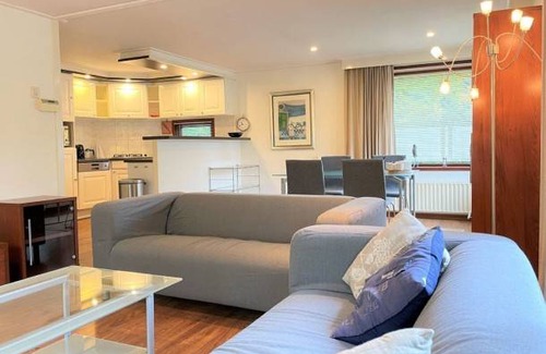 Municipality of Harderwijk Ski Chalet | 75 m² Chalet ∙ 2 bedrooms ∙ 4 guests