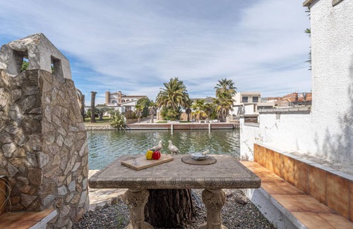 Empuriabrava House | 75 m² House ∙ 2 bedrooms ∙ 4 guests
