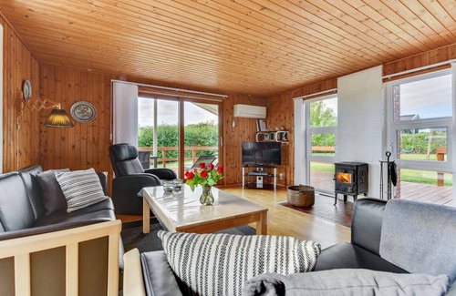 Vikær Strand House | 75 m² House ∙ 3 bedrooms ∙ 6 guests