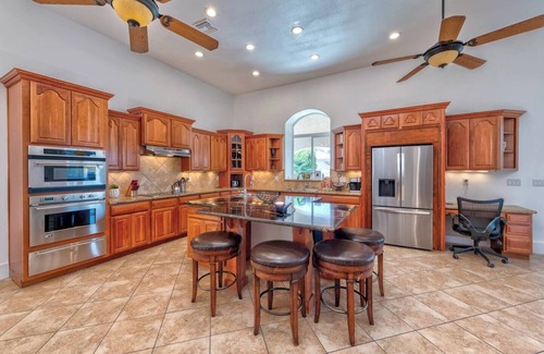 Spring Valley House | 777Rentals - 10BR/7BA - West Strip Paradise