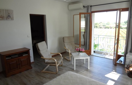 La Londe-les-Maures Apartment | 78 m2 SEA SUN SAND BEACH 3 ISLANDS 83250 MAS DOU PARADIOU PROVENCE COTE D'AZUR