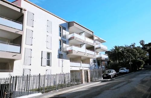 Cavaliere Apartment | 79 Bay 455.1