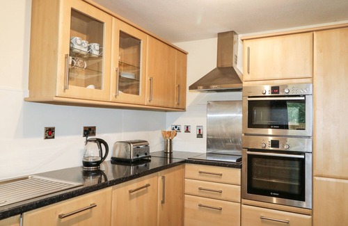 Aviemore Cottage | 79 CORROUR ROAD, family friendly, with a garden in Aviemore