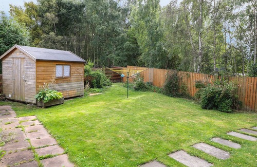 Aviemore Cottage | 79 CORROUR ROAD, family friendly, with a garden in Aviemore