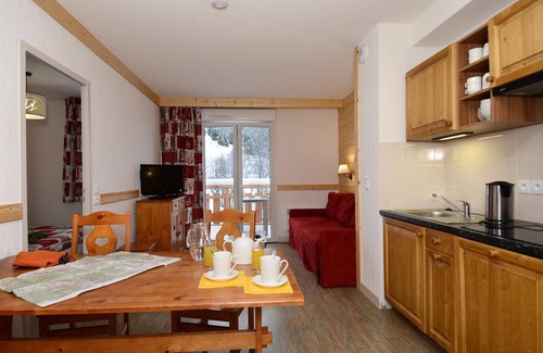 Saint-Sorlin-d'Arves Apartment | 79 m² Apartment ∙ 3 bedrooms ∙ 10 guests