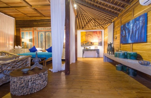 Banjar Semer Villa | 7BR Villa, 7Min Drive To Berawa Beach! - W/Swimming Pool!