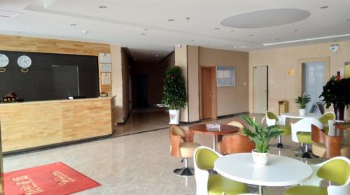 Yuanzhou District Hotel | 7Days Premium Guyuan Beijing Road Branch
