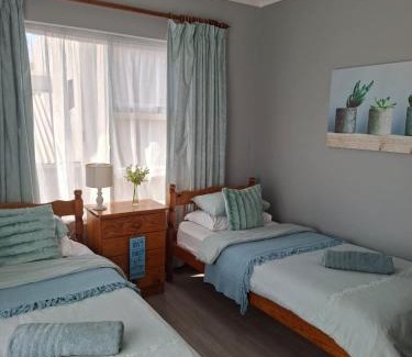 Jeffreys Bay Apartment | 7Onthebeach