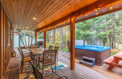 Columbia Falls House | 7th Fairway Getaway