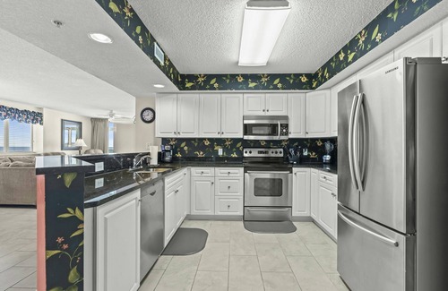 North Myrtle Beach Condo | 7th floor oceanfront 4-bed, 3-bath condo, Cherry Grove Beach | Laguna Keyes - 702