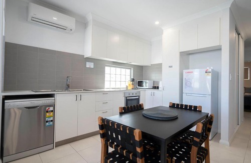 Cloverdale Apartment | 7th Heaven In Cloverdale 2br2ba Parking