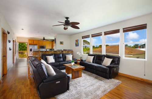 Poipu House | 8 Bedroom Home - Sleeps 16 with AC - Less than a 1 Minute Walk to Poipu Beach!