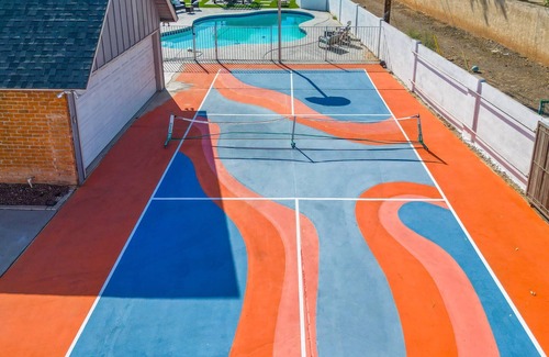 Mesa House | 8 Bedroom Mansion w/Heated Pool | Spa & Games