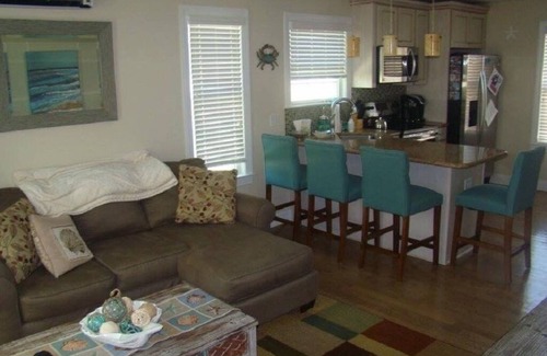North Beach Haven Condo | 8 houses from the ocean and 8 houses from the bay, new construction, great view!