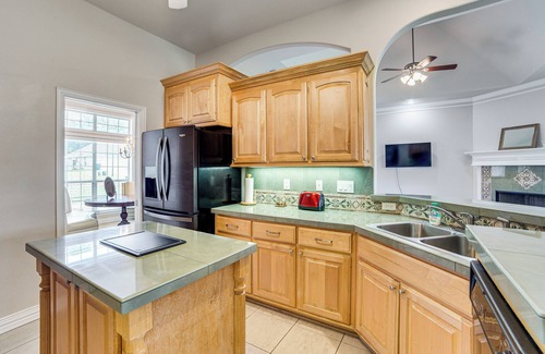 Flint Cottage | 8 Mi to Lake Palestine: Peaceful Family Retreat