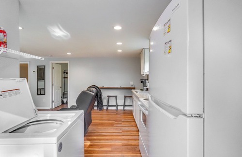 Aberdeen House | ~ 8 Mi to Pinehurst: Cozy Home w/Extended Deck!