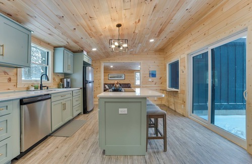 Empire Cottage | 8 Mi to Sleeping Bear Dunes: Creekside Cabin