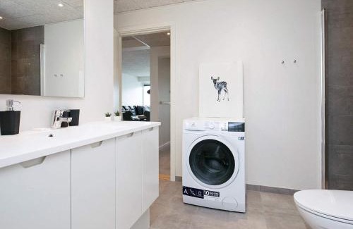 Sondervig Apartment | 8 person holiday home in Ringkøbing