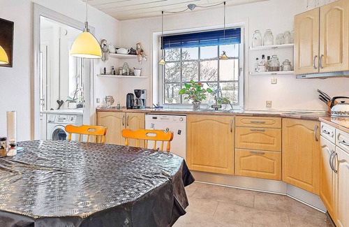 Vragard House | 8 person holiday home in Højer