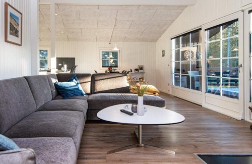 Klegod Strand House | 8 person holiday home in Ringk bing