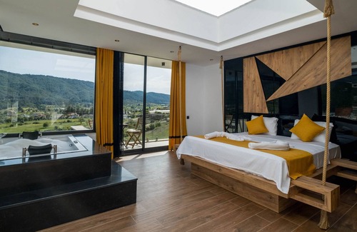 Sarıbelen Villa | 8 Person Villa With a Pool Slide