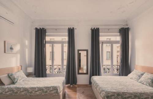 Centro Apartment | 8 rooms, 6 bathrooms over Gran Via Street