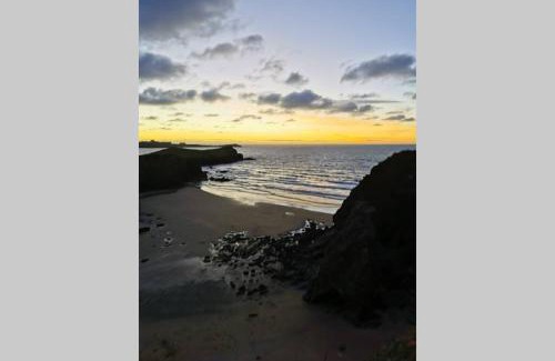 Newquay Apartment | 8 Sleep Chalet at Newquay Away Resorts NB168
