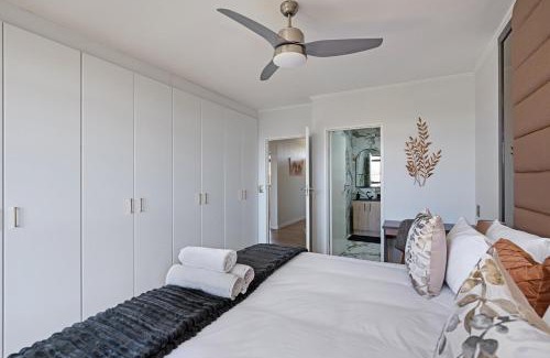 Century City Apartment | 8 Sleeper Luxury Duplex Penthouse