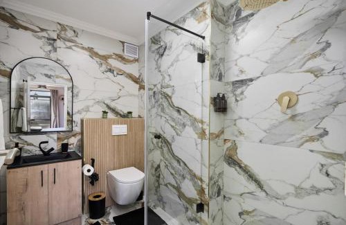 Century City Apartment | 8 Sleeper Luxury Duplex Penthouse