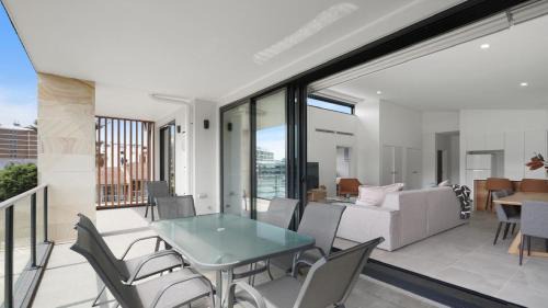 Terrigal House | #8 The Ash Apartments Close To Beach Accom Holidays