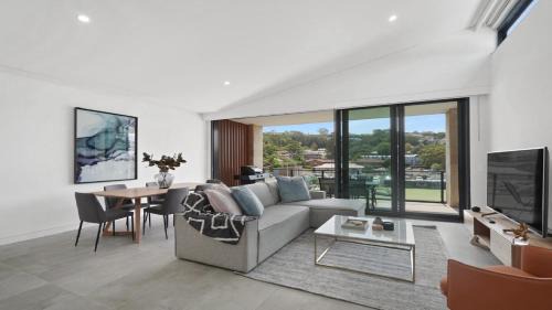 Terrigal House | #8 The Ash Apartments Close To Beach Accom Holidays